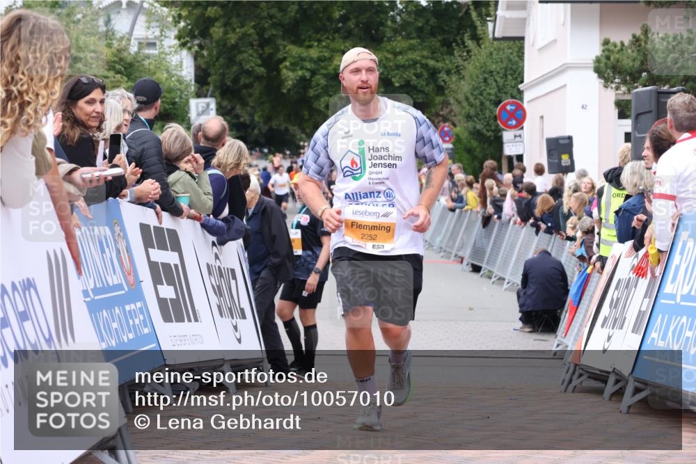 30.08.2026 - Blankeneser Heldenlauf Lena Gebhardt http://msf.ph/oto/10057010 30.08.2026 12:14:59 Ziel 2252, 2477, 2908 meine-sportfotos.de