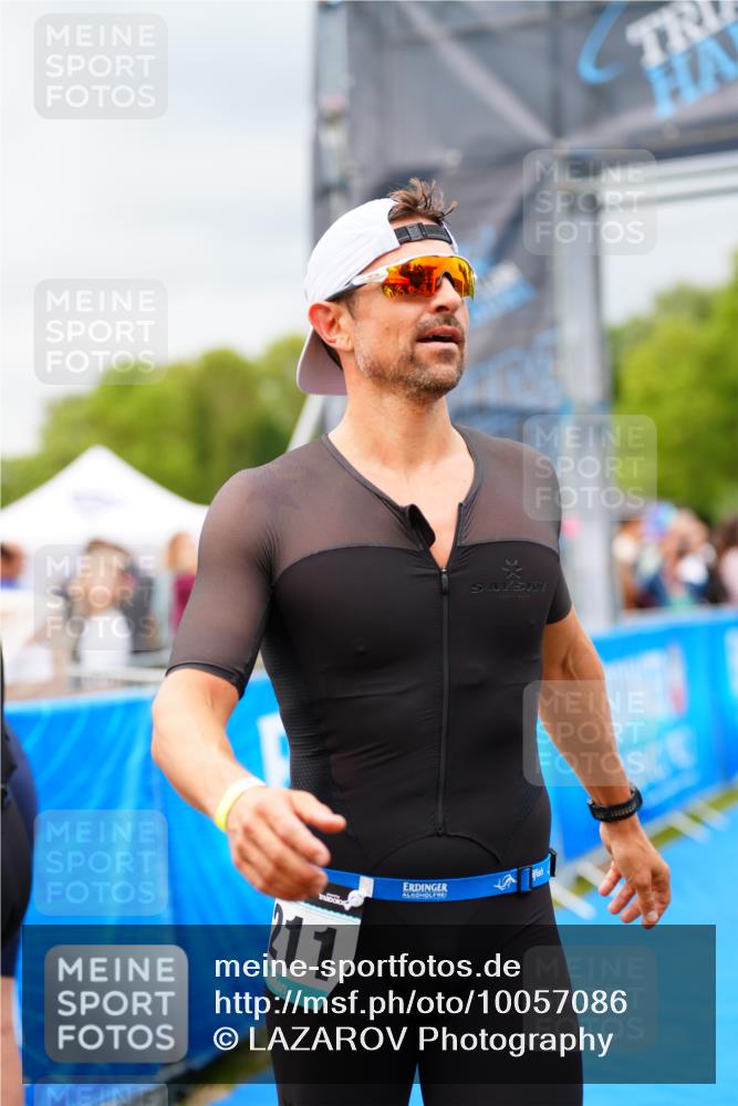 30.08.2026 - Elbe Triathlon Hamburg LAZAROV Photography http://msf.ph/oto/10057086 30.08.2026 11:16:10 Ziel  meine-sportfotos.de
