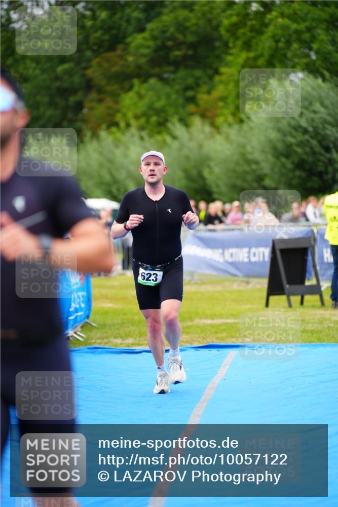 30.08.2026 - Elbe Triathlon Hamburg LAZAROV Photography http://msf.ph/oto/10057122 30.08.2026 11:16:27 Ziel 623, 1000, 1140 meine-sportfotos.de