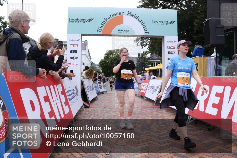 30.08.2026 - Blankeneser Heldenlauf Lena Gebhardt http://msf.ph/oto/10057160 30.08.2026 12:15:36 Ziel 2629, 2634, 2809, 2906, 4264, 4352 meine-sportfotos.de