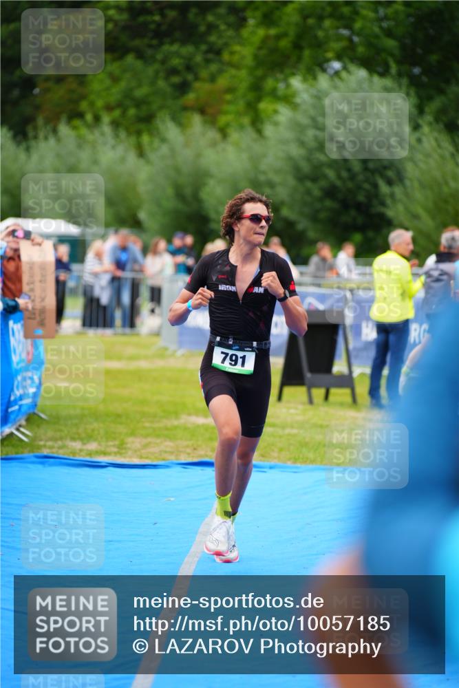 30.08.2026 - Elbe Triathlon Hamburg LAZAROV Photography http://msf.ph/oto/10057185 30.08.2026 11:17:18 Ziel 791 meine-sportfotos.de