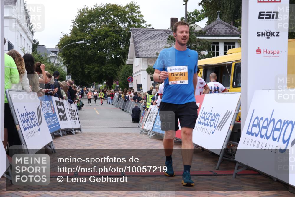 30.08.2026 - Blankeneser Heldenlauf Lena Gebhardt http://msf.ph/oto/10057219 30.08.2026 12:15:50 Ziel 2038, 2527, 2727, 2728, 2866, 4120 meine-sportfotos.de