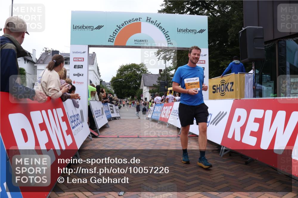 30.08.2026 - Blankeneser Heldenlauf Lena Gebhardt http://msf.ph/oto/10057226 30.08.2026 12:15:53 Ziel 2038 meine-sportfotos.de