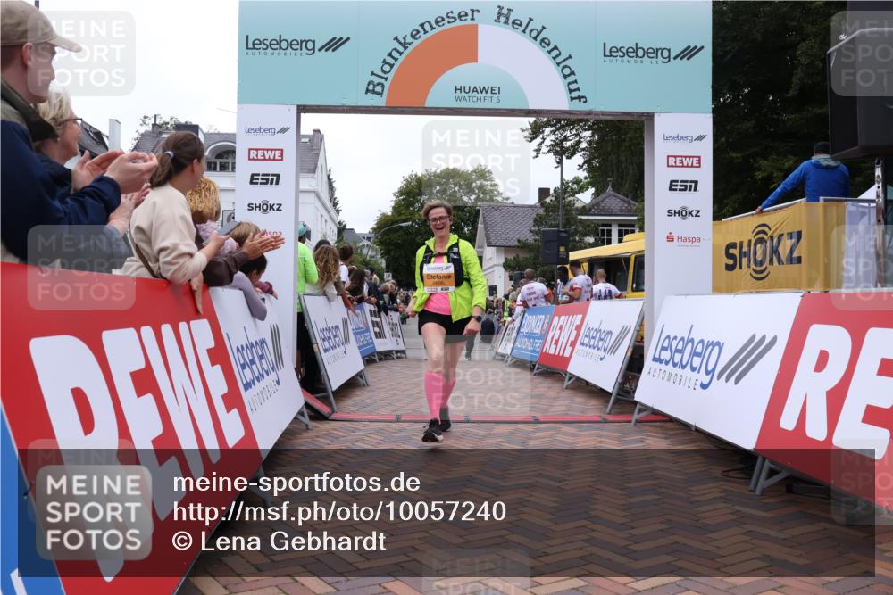 30.08.2026 - Blankeneser Heldenlauf Lena Gebhardt http://msf.ph/oto/10057240 30.08.2026 12:16:06 Ziel 2133, 2290, 2606 meine-sportfotos.de