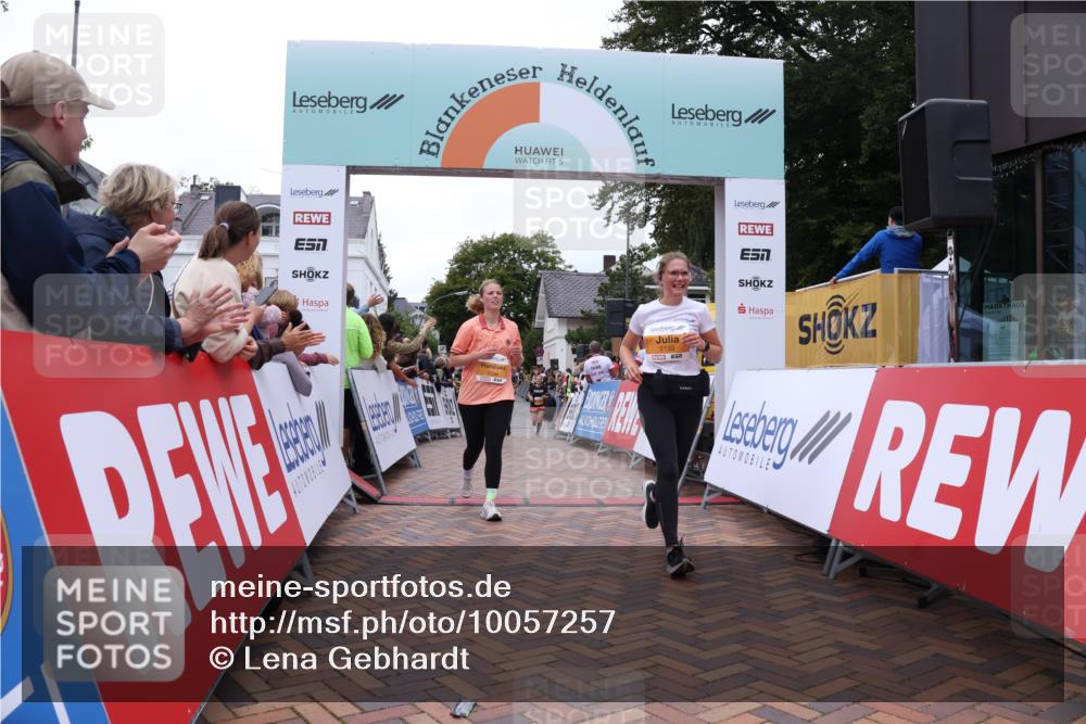 30.08.2026 - Blankeneser Heldenlauf Lena Gebhardt http://msf.ph/oto/10057257 30.08.2026 12:16:11 Ziel 2133, 2290, 2606, 2898 meine-sportfotos.de