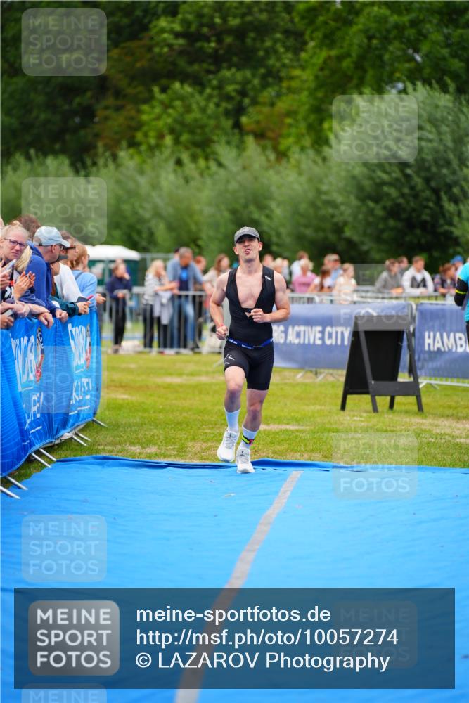 30.08.2026 - Elbe Triathlon Hamburg LAZAROV Photography http://msf.ph/oto/10057274 30.08.2026 11:18:08 Ziel 984, 1084 meine-sportfotos.de