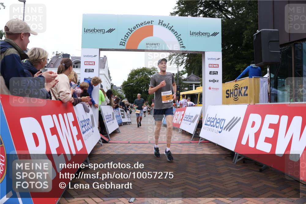 30.08.2026 - Blankeneser Heldenlauf Lena Gebhardt http://msf.ph/oto/10057275 30.08.2026 12:16:14 Ziel 2133, 2290, 2418, 2606, 2791, 2898 meine-sportfotos.de