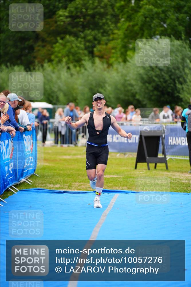 30.08.2026 - Elbe Triathlon Hamburg LAZAROV Photography http://msf.ph/oto/10057276 30.08.2026 11:18:08 Ziel 984, 1084 meine-sportfotos.de