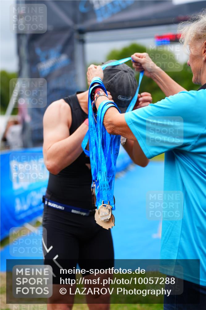 30.08.2026 - Elbe Triathlon Hamburg LAZAROV Photography http://msf.ph/oto/10057288 30.08.2026 11:18:15 Ziel 520 meine-sportfotos.de
