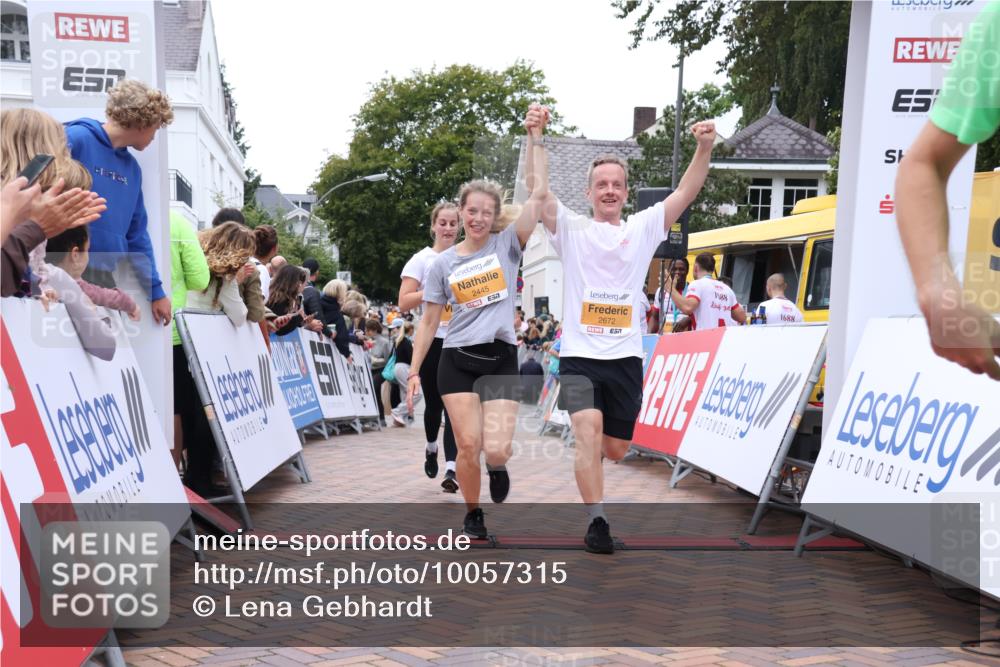 30.08.2026 - Blankeneser Heldenlauf Lena Gebhardt http://msf.ph/oto/10057315 30.08.2026 12:16:24 Ziel 2098, 2418, 2445, 2539, 2672, 2791, 4267 meine-sportfotos.de