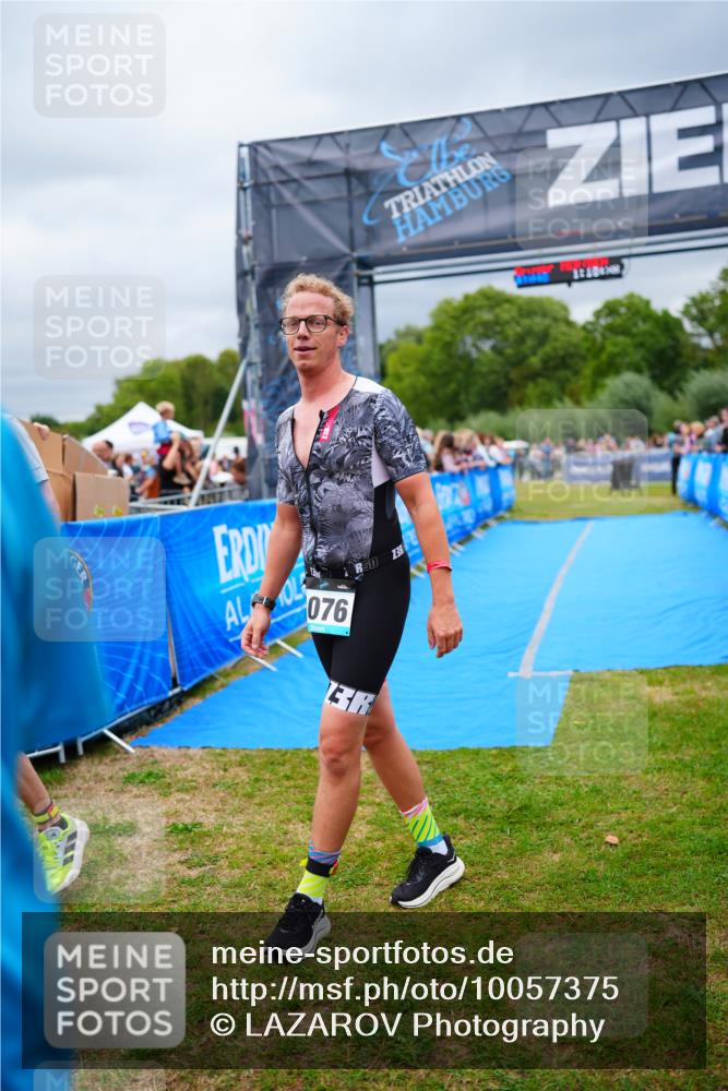 30.08.2026 - Elbe Triathlon Hamburg LAZAROV Photography http://msf.ph/oto/10057375 30.08.2026 11:18:47 Ziel  meine-sportfotos.de