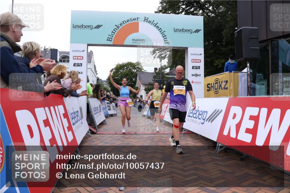 30.08.2026 - Blankeneser Heldenlauf Lena Gebhardt http://msf.ph/oto/10057437 30.08.2026 12:17:00 Ziel 2495, 2742, 2747, 4080 meine-sportfotos.de