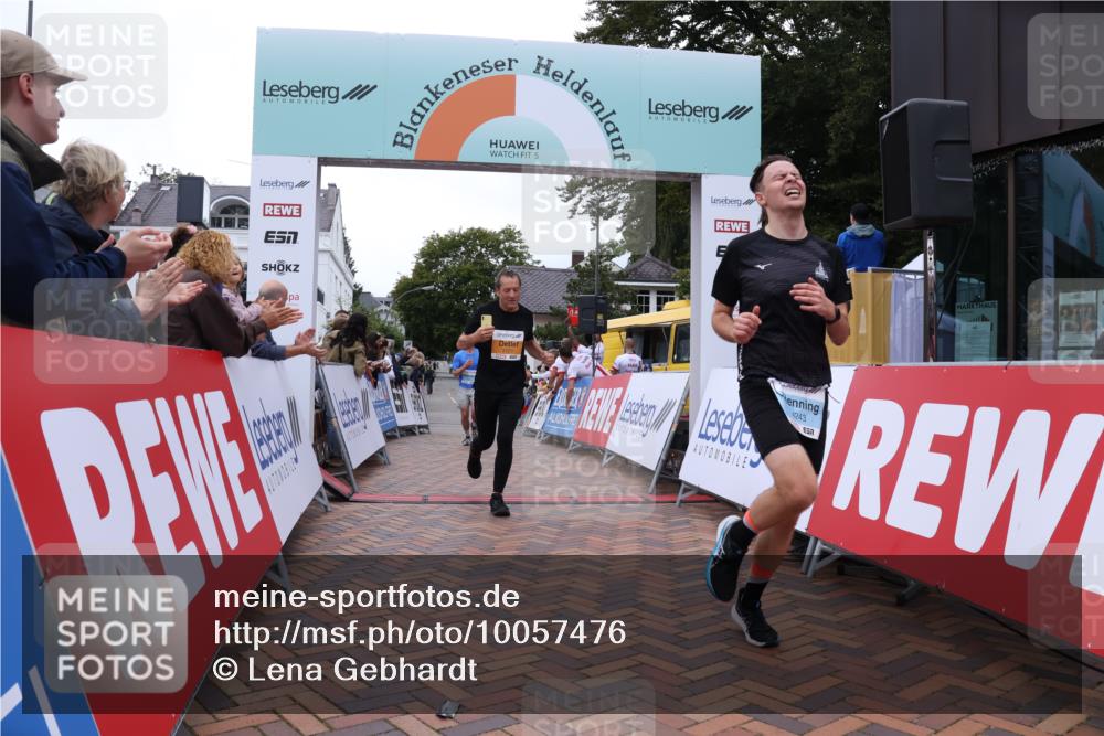 30.08.2026 - Blankeneser Heldenlauf Lena Gebhardt http://msf.ph/oto/10057476 30.08.2026 12:17:11 Ziel 2523, 4243, 4424 meine-sportfotos.de