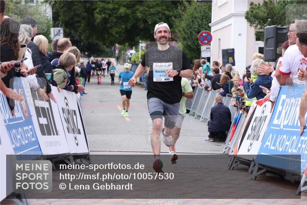 30.08.2026 - Blankeneser Heldenlauf Lena Gebhardt http://msf.ph/oto/10057530 30.08.2026 12:17:41 Ziel 4134 meine-sportfotos.de