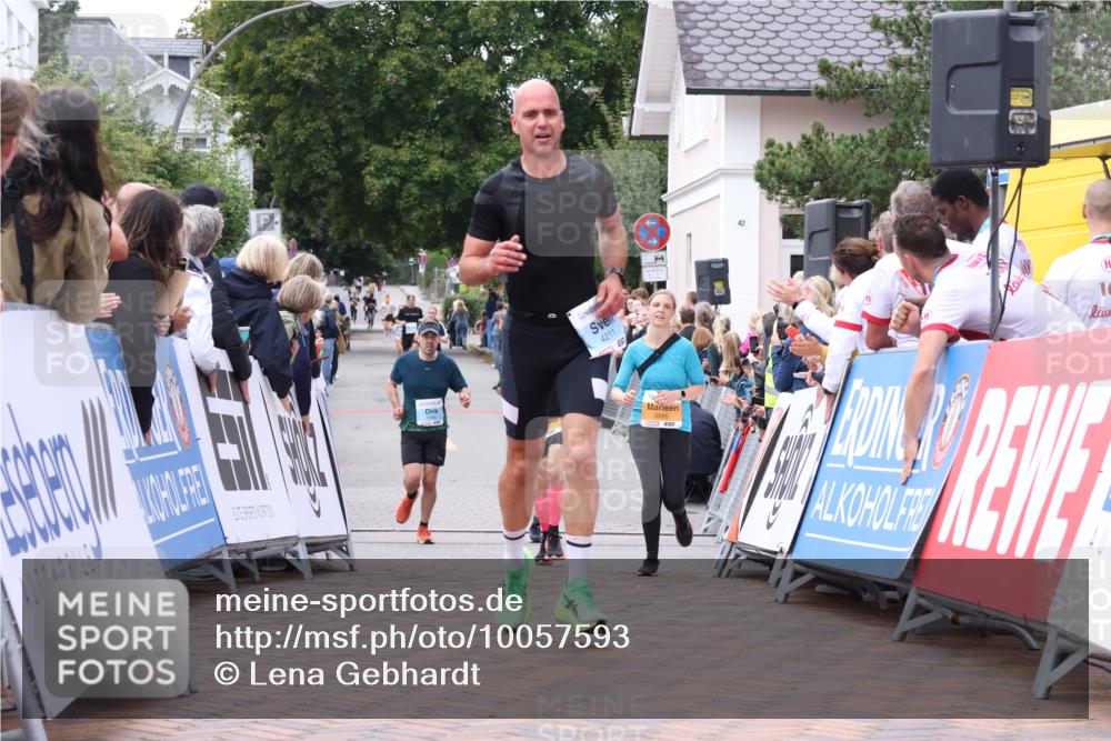 30.08.2026 - Blankeneser Heldenlauf Lena Gebhardt http://msf.ph/oto/10057593 30.08.2026 12:18:09 Ziel 2095, 4211, 4283, 4385 meine-sportfotos.de