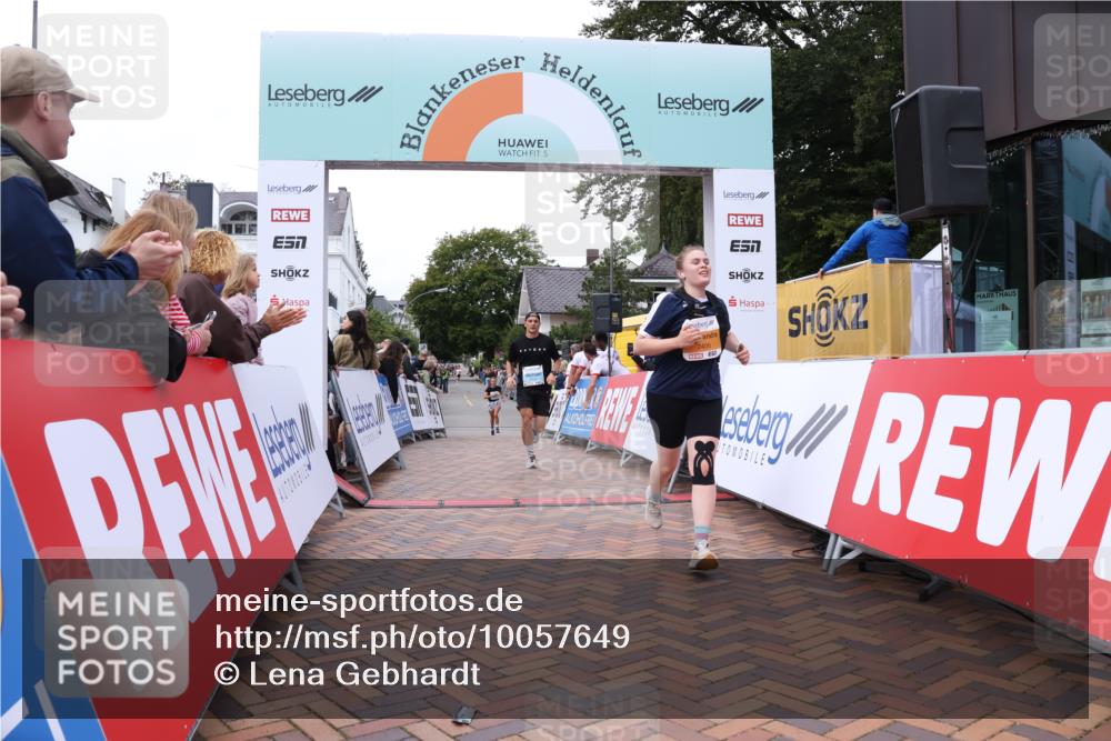 30.08.2026 - Blankeneser Heldenlauf Lena Gebhardt http://msf.ph/oto/10057649 30.08.2026 12:18:24 Ziel 2406, 4103 meine-sportfotos.de