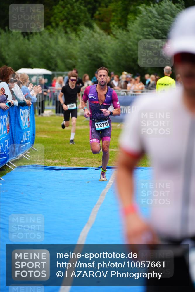 30.08.2026 - Elbe Triathlon Hamburg LAZAROV Photography http://msf.ph/oto/10057661 30.08.2026 11:21:11 Ziel 999, 1017, 1276 meine-sportfotos.de