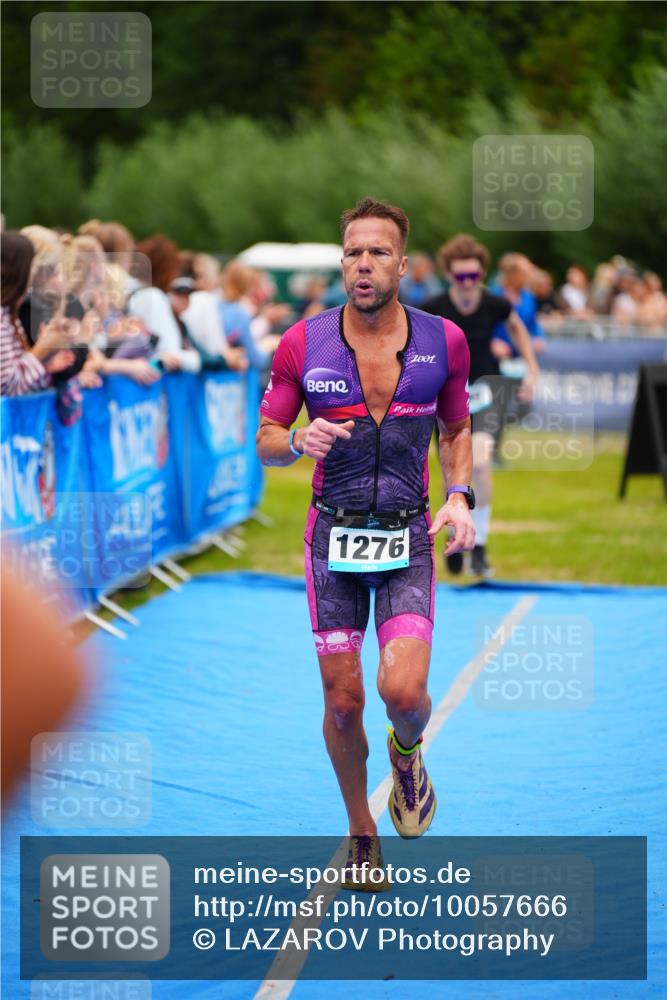 30.08.2026 - Elbe Triathlon Hamburg LAZAROV Photography http://msf.ph/oto/10057666 30.08.2026 11:21:12 Ziel 999, 1017, 1276 meine-sportfotos.de