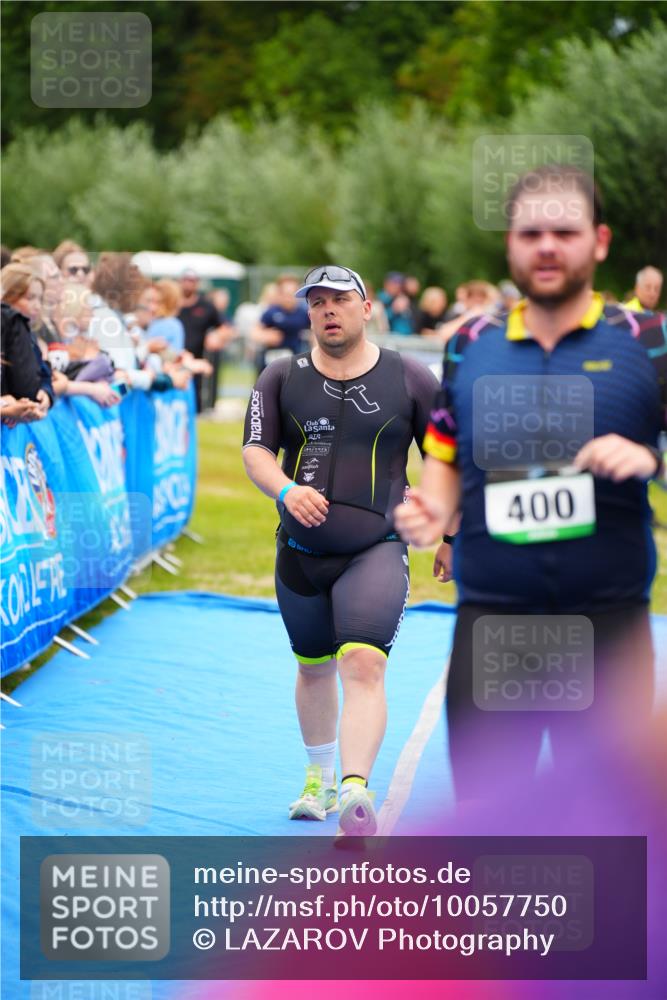 30.08.2026 - Elbe Triathlon Hamburg LAZAROV Photography http://msf.ph/oto/10057750 30.08.2026 11:21:47 Ziel 283, 400, 561, 585, 991 meine-sportfotos.de