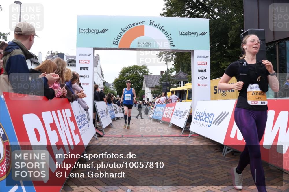 30.08.2026 - Blankeneser Heldenlauf Lena Gebhardt http://msf.ph/oto/10057810 30.08.2026 12:19:13 Ziel 2493, 4082, 4248, 4357 meine-sportfotos.de