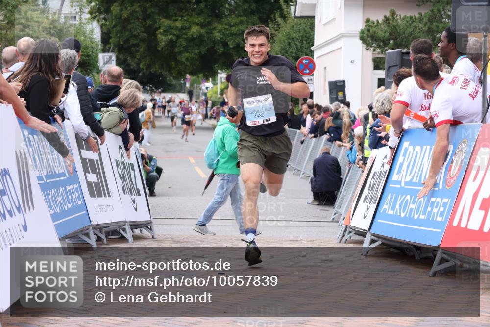 30.08.2026 - Blankeneser Heldenlauf Lena Gebhardt http://msf.ph/oto/10057839 30.08.2026 12:19:23 Ziel 4480 meine-sportfotos.de
