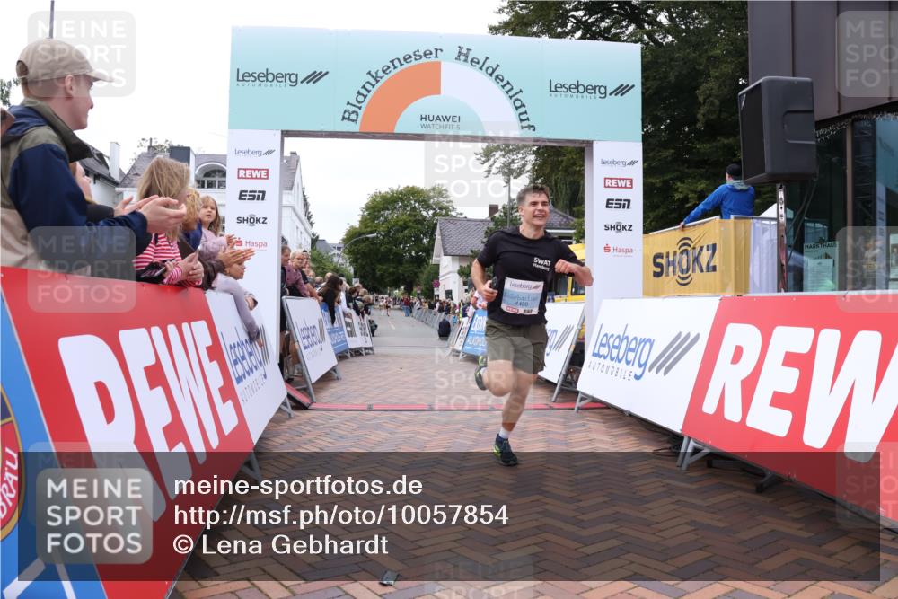 30.08.2026 - Blankeneser Heldenlauf Lena Gebhardt http://msf.ph/oto/10057854 30.08.2026 12:19:24 Ziel 4480 meine-sportfotos.de