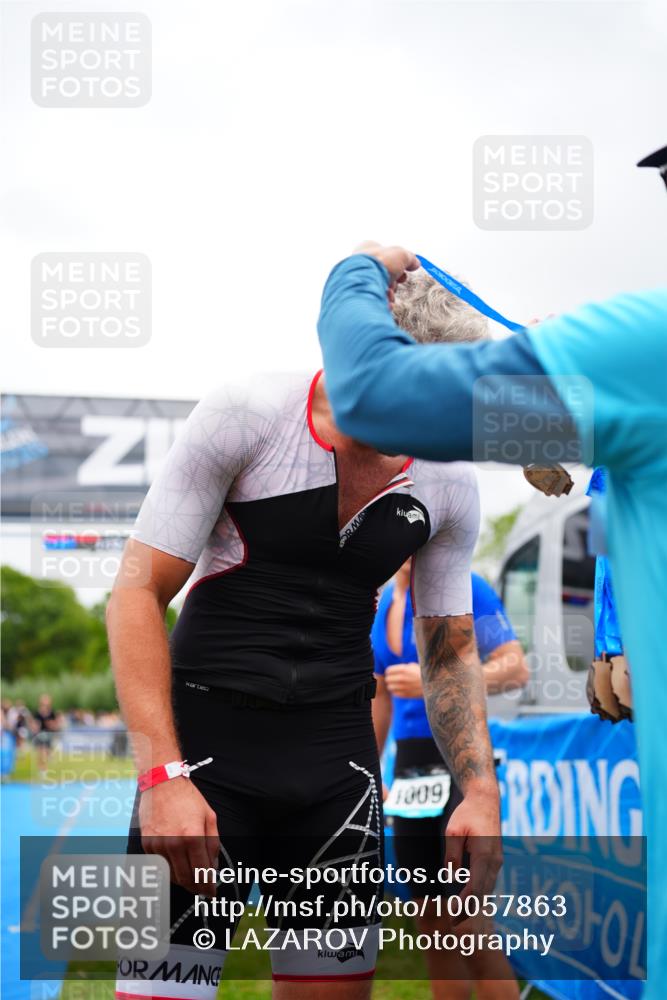30.08.2026 - Elbe Triathlon Hamburg LAZAROV Photography http://msf.ph/oto/10057863 30.08.2026 11:22:43 Ziel 455, 853, 1210 meine-sportfotos.de
