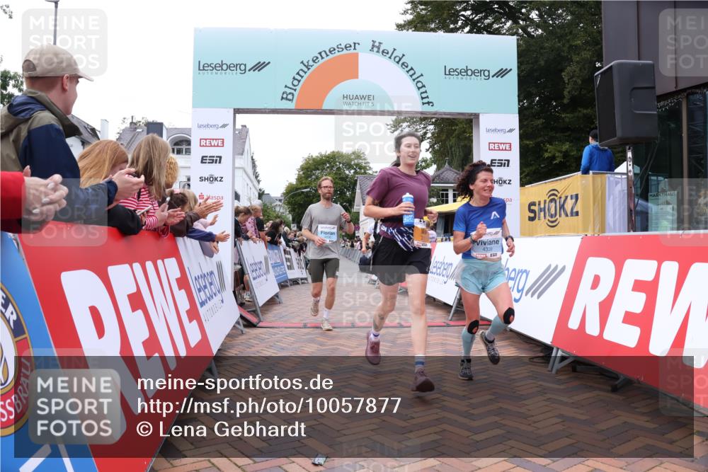 30.08.2026 - Blankeneser Heldenlauf Lena Gebhardt http://msf.ph/oto/10057877 30.08.2026 12:19:43 Ziel 2431, 2538, 4330, 4339 meine-sportfotos.de