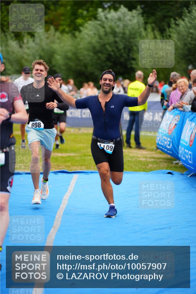 30.08.2026 - Elbe Triathlon Hamburg LAZAROV Photography http://msf.ph/oto/10057907 30.08.2026 11:23:28 Ziel 403, 404, 693, 998, 1023, 1109 meine-sportfotos.de