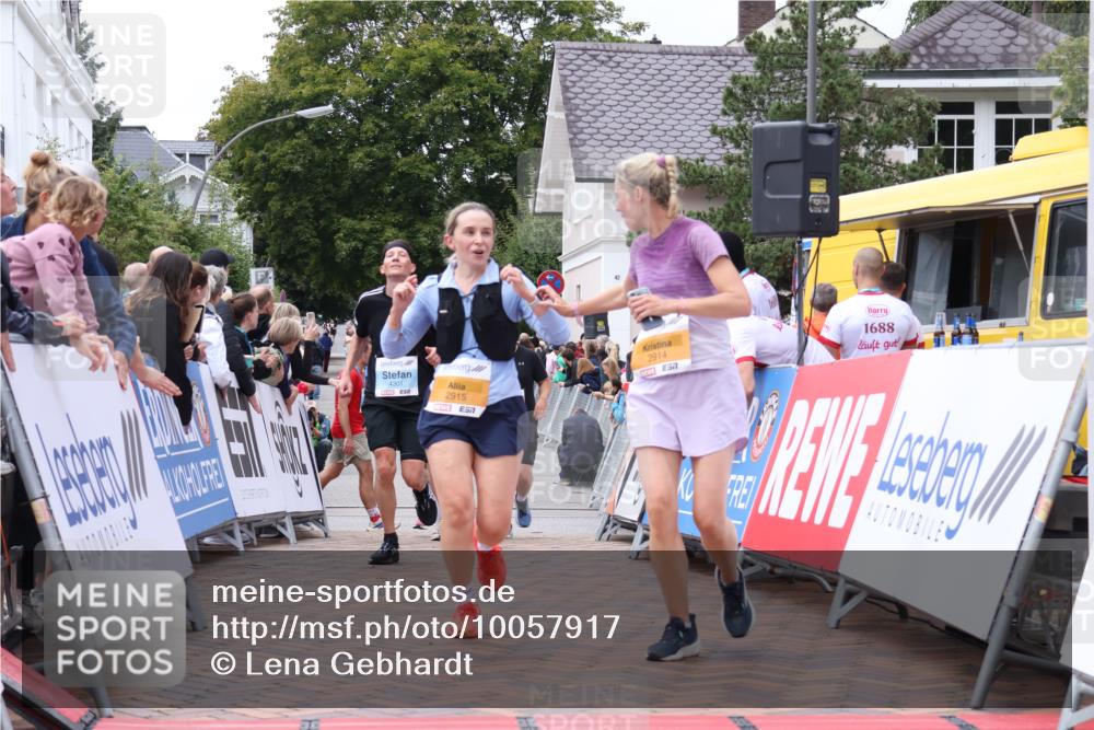 30.08.2026 - Blankeneser Heldenlauf Lena Gebhardt http://msf.ph/oto/10057917 30.08.2026 12:19:59 Ziel 2040, 2280, 2476, 2914, 2915, 4183, 4301 meine-sportfotos.de