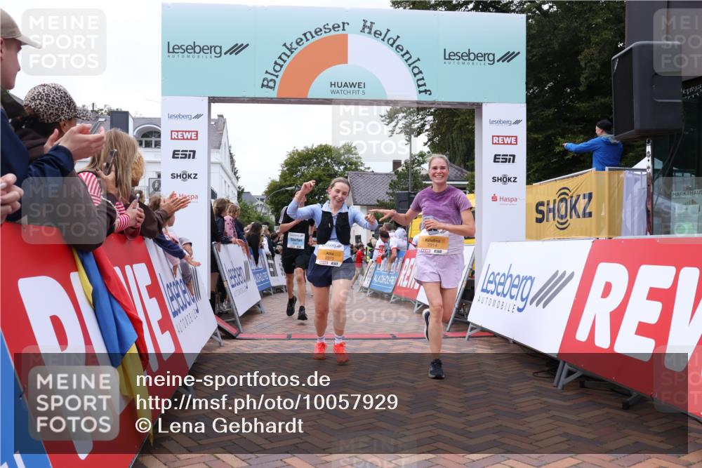 30.08.2026 - Blankeneser Heldenlauf Lena Gebhardt http://msf.ph/oto/10057929 30.08.2026 12:20:00 Ziel 2040, 2280, 2476, 2914, 2915, 4183, 4301 meine-sportfotos.de