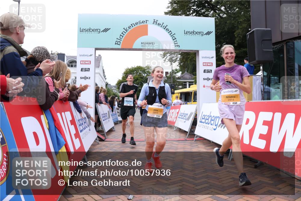 30.08.2026 - Blankeneser Heldenlauf Lena Gebhardt http://msf.ph/oto/10057936 30.08.2026 12:20:01 Ziel 2040, 2280, 2476, 2914, 2915, 4183, 4301 meine-sportfotos.de