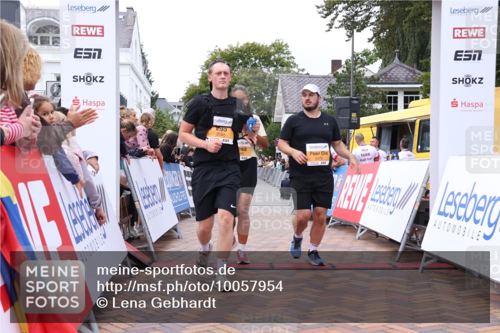 30.08.2026 - Blankeneser Heldenlauf Lena Gebhardt http://msf.ph/oto/10057954 30.08.2026 12:20:03 Ziel 2040, 2280, 2476, 2914, 2915, 4183, 4301 meine-sportfotos.de