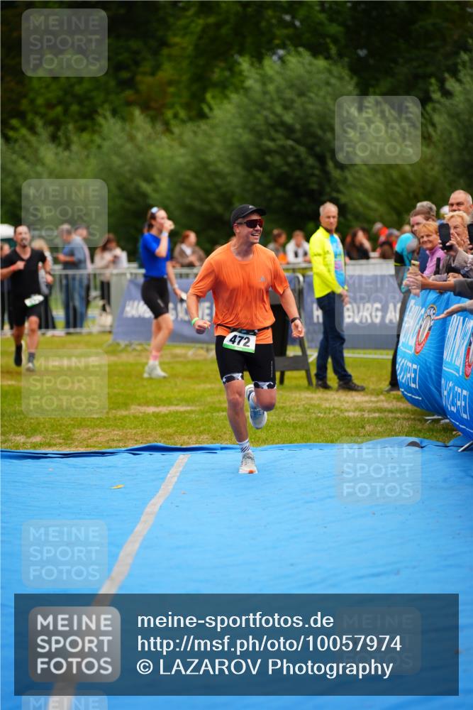 30.08.2026 - Elbe Triathlon Hamburg LAZAROV Photography http://msf.ph/oto/10057974 30.08.2026 11:23:58 Ziel 472, 629, 1006, 1104 meine-sportfotos.de