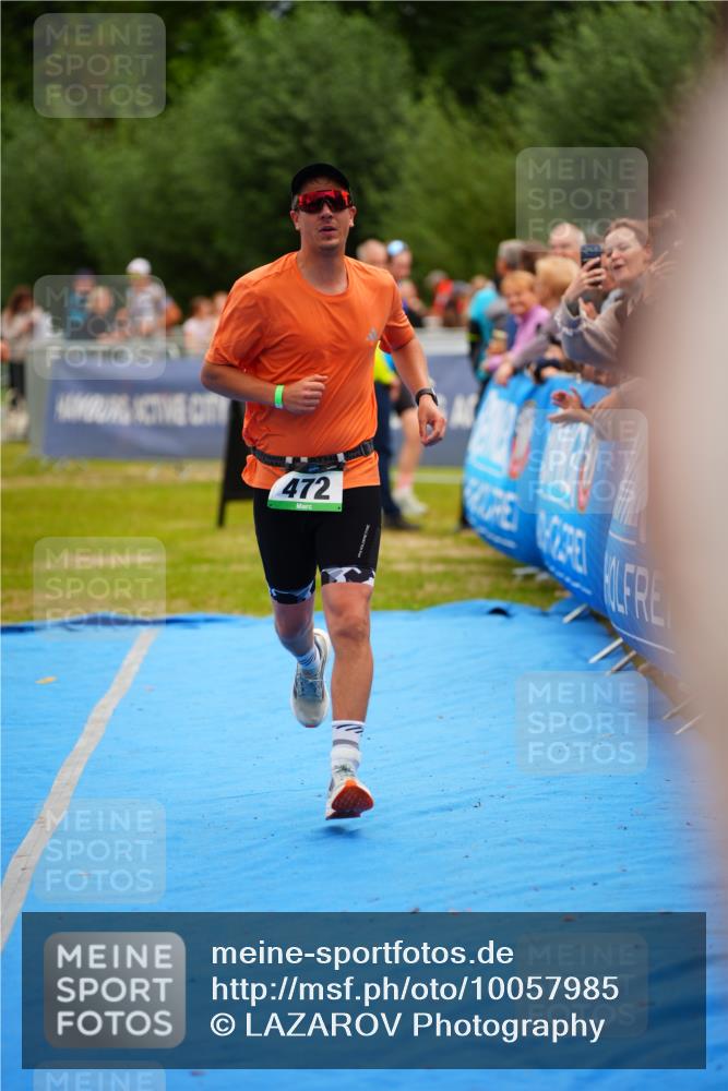 30.08.2026 - Elbe Triathlon Hamburg LAZAROV Photography http://msf.ph/oto/10057985 30.08.2026 11:24:00 Ziel 472, 629, 1006 meine-sportfotos.de