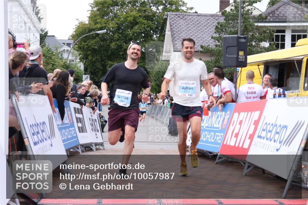 30.08.2026 - Blankeneser Heldenlauf Lena Gebhardt http://msf.ph/oto/10057987 30.08.2026 12:20:10 Ziel 2040, 2280, 2476, 4244, 4253 meine-sportfotos.de