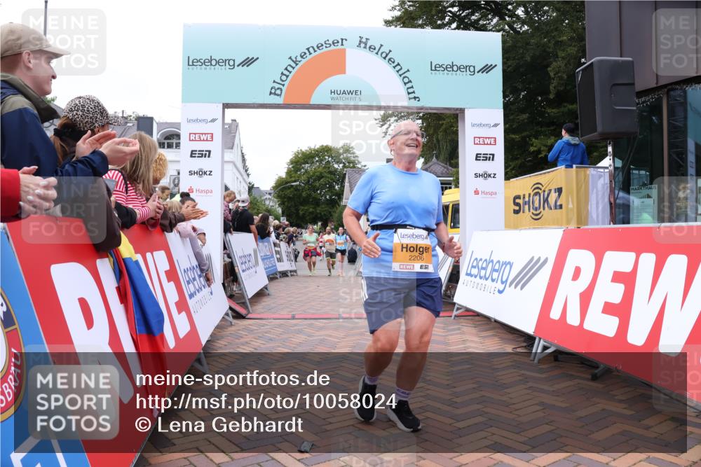 30.08.2026 - Blankeneser Heldenlauf Lena Gebhardt http://msf.ph/oto/10058024 30.08.2026 12:20:18 Ziel 2206, 2233, 2534, 4244, 4253, 4343 meine-sportfotos.de