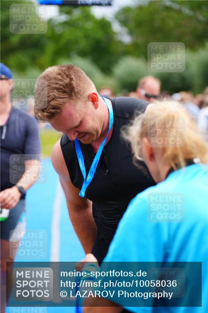 30.08.2026 - Elbe Triathlon Hamburg LAZAROV Photography http://msf.ph/oto/10058036 30.08.2026 11:24:28 Ziel 674, 898, 1022, 1073 meine-sportfotos.de