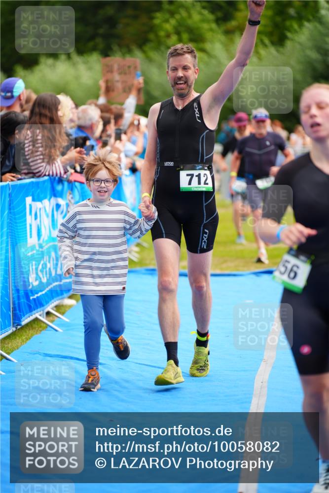 30.08.2026 - Elbe Triathlon Hamburg LAZAROV Photography http://msf.ph/oto/10058082 30.08.2026 11:24:57 Ziel 712, 736, 786, 856, 1208 meine-sportfotos.de