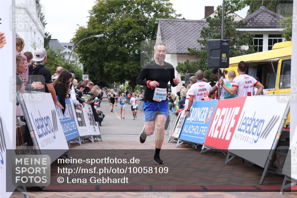 30.08.2026 - Blankeneser Heldenlauf Lena Gebhardt http://msf.ph/oto/10058109 30.08.2026 12:20:40 Ziel 4256, 4293 meine-sportfotos.de