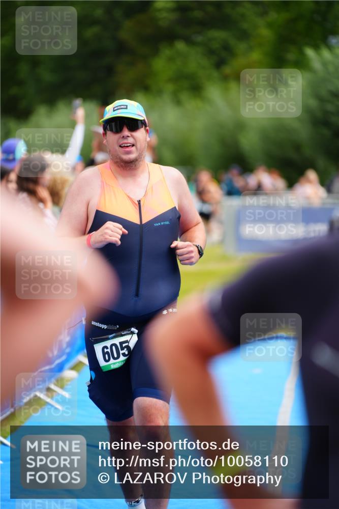 30.08.2026 - Elbe Triathlon Hamburg LAZAROV Photography http://msf.ph/oto/10058110 30.08.2026 11:25:08 Ziel 605, 783, 993 meine-sportfotos.de