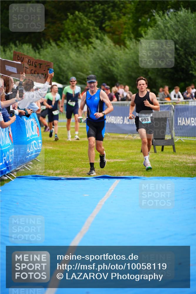 30.08.2026 - Elbe Triathlon Hamburg LAZAROV Photography http://msf.ph/oto/10058119 30.08.2026 11:25:13 Ziel 475, 618, 783, 993 meine-sportfotos.de