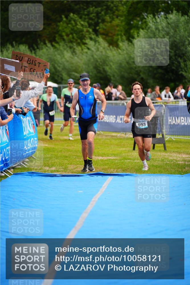 30.08.2026 - Elbe Triathlon Hamburg LAZAROV Photography http://msf.ph/oto/10058121 30.08.2026 11:25:14 Ziel 475, 618, 783, 993 meine-sportfotos.de