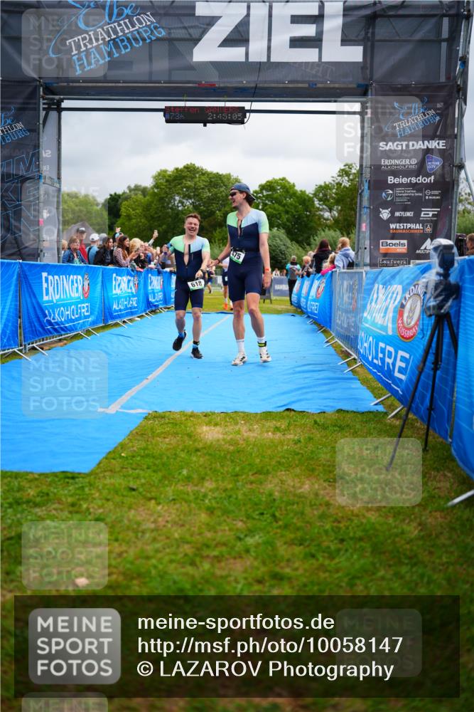 30.08.2026 - Elbe Triathlon Hamburg LAZAROV Photography http://msf.ph/oto/10058147 30.08.2026 11:25:22 Ziel 475, 618, 721, 1007 meine-sportfotos.de