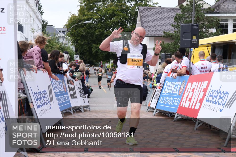 30.08.2026 - Blankeneser Heldenlauf Lena Gebhardt http://msf.ph/oto/10058181 30.08.2026 12:21:05 Ziel 2131, 2639, 4454 meine-sportfotos.de