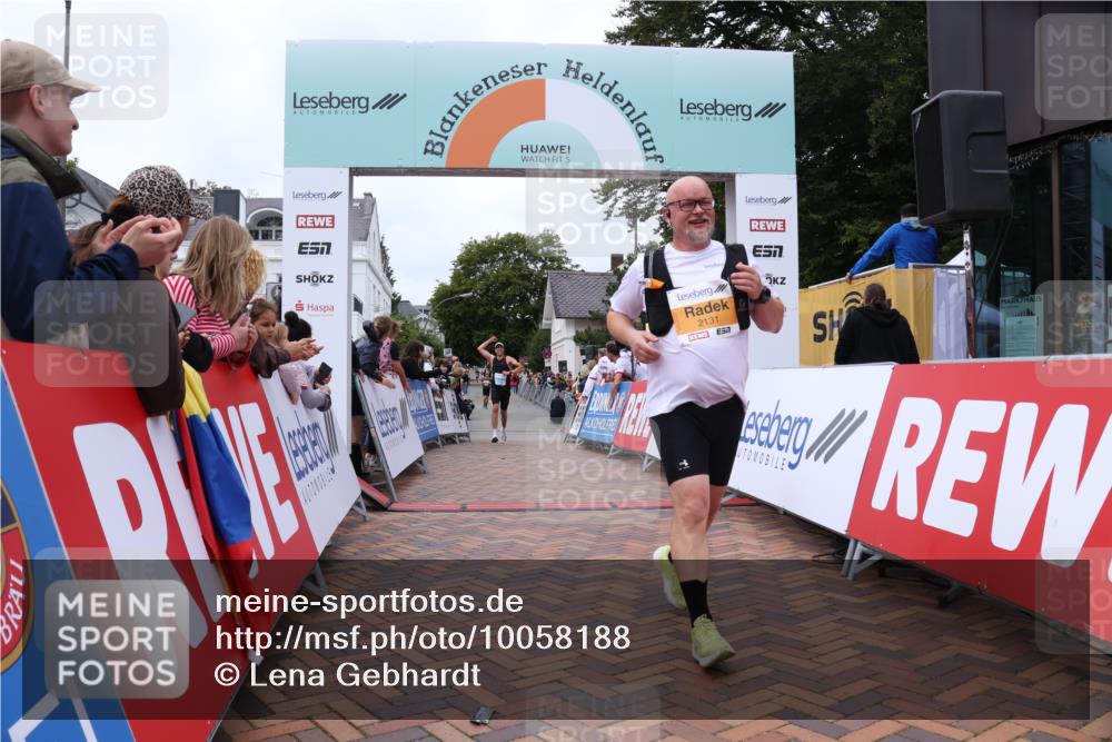 30.08.2026 - Blankeneser Heldenlauf Lena Gebhardt http://msf.ph/oto/10058188 30.08.2026 12:21:06 Ziel 2131, 2639, 4454 meine-sportfotos.de