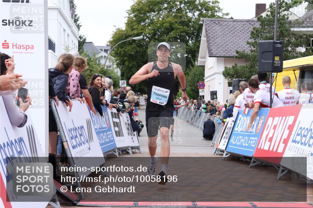 30.08.2026 - Blankeneser Heldenlauf Lena Gebhardt http://msf.ph/oto/10058196 30.08.2026 12:21:08 Ziel 2131, 2639, 4454 meine-sportfotos.de