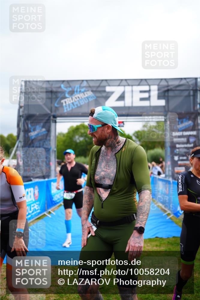 30.08.2026 - Elbe Triathlon Hamburg LAZAROV Photography http://msf.ph/oto/10058204 30.08.2026 11:25:52 Ziel 556, 576, 948, 1219 meine-sportfotos.de