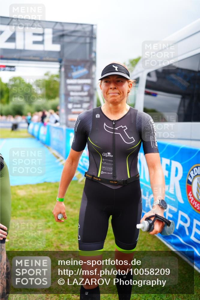 30.08.2026 - Elbe Triathlon Hamburg LAZAROV Photography http://msf.ph/oto/10058209 30.08.2026 11:25:54 Ziel 556, 576, 1219 meine-sportfotos.de