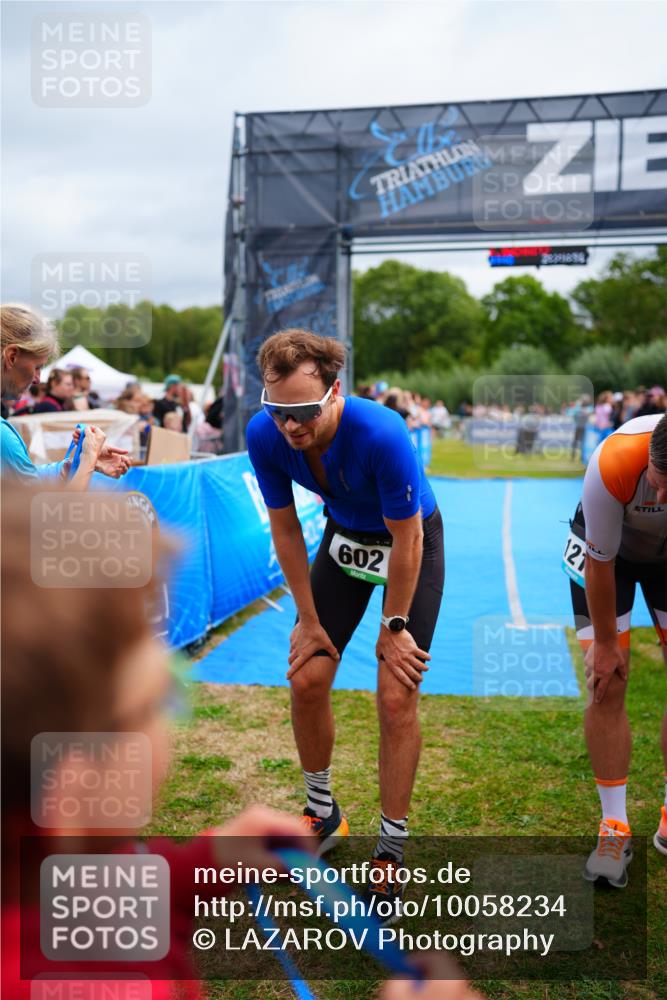 30.08.2026 - Elbe Triathlon Hamburg LAZAROV Photography http://msf.ph/oto/10058234 30.08.2026 11:26:10 Ziel 1292 meine-sportfotos.de
